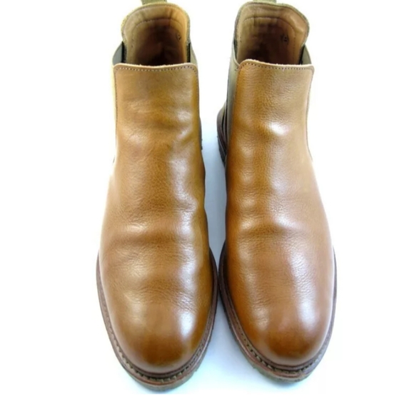 Allen Edmonds \
